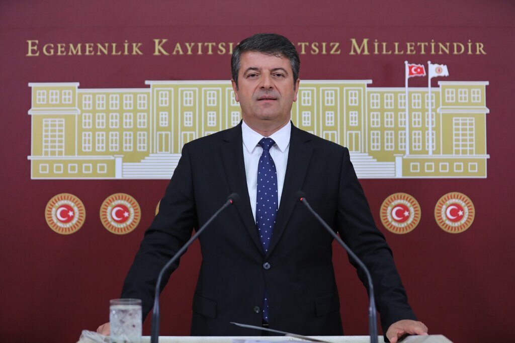 d890bdbd 98f6 44bf b3b3 f5a19bd6857d