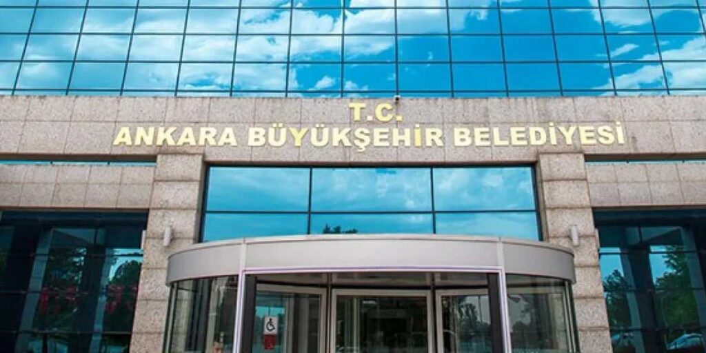 Ankara Büyükşehir Belediyesinden vatandaşlara ‘okul kıyafeti desteği’