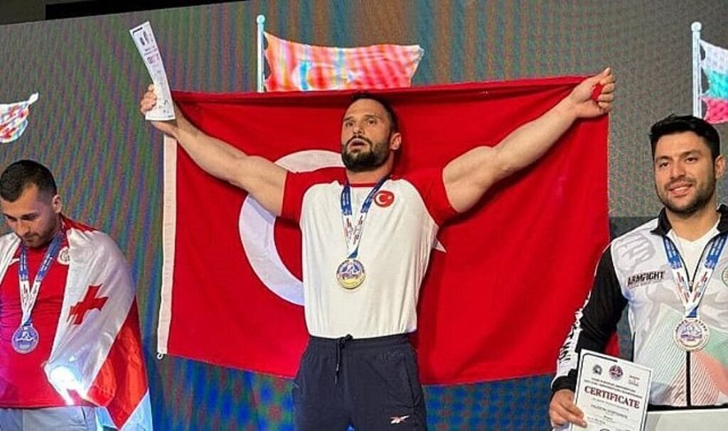 emrah okcu avrupa sampiyonu oldu 2972