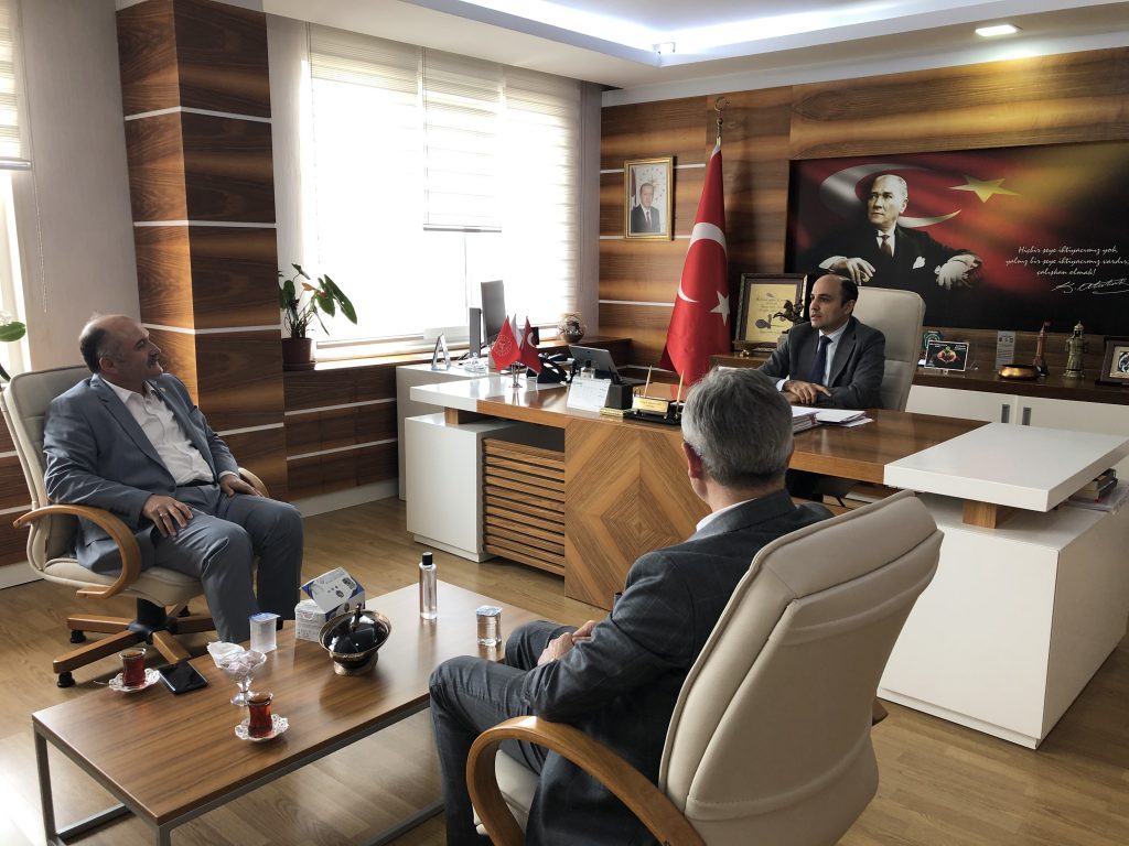 Erhan Usta’dan Samsun Sağlık İl Müdürlüğüne ve FBM Tıp Merkezine Ziyaret