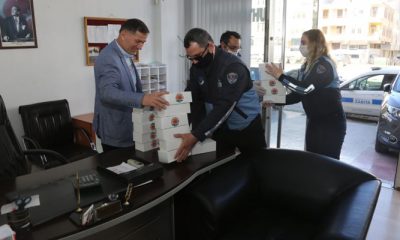 Cemil Deveci’nin talimatıyla 50 bin maske ücretsiz dağıtıyor