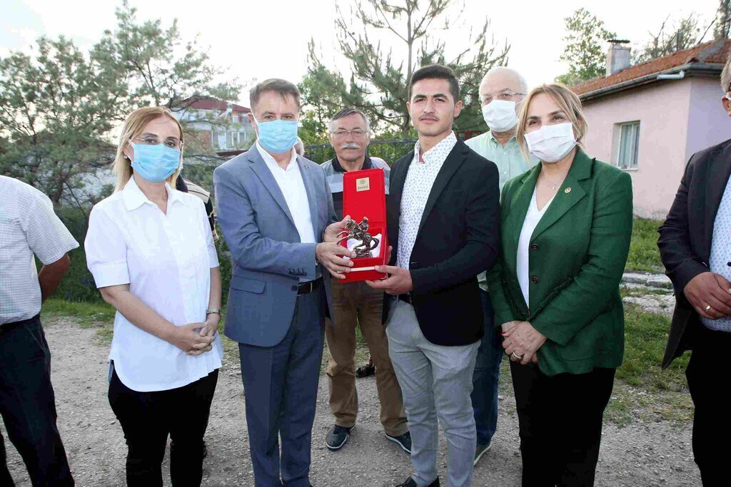 genc muhtara ziyaret scaled