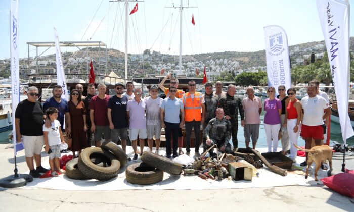 Gündoğan’da Deniz Dibi Temizliği