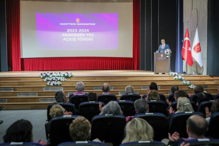 Bakan Işıkhan; Gençlerimiz Bize, Biz de Gençlerimize Yol Göstereceğiz