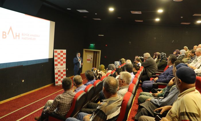 Doç.Dr. Murat Erdoğan seminerde halkı bilgilendirdi