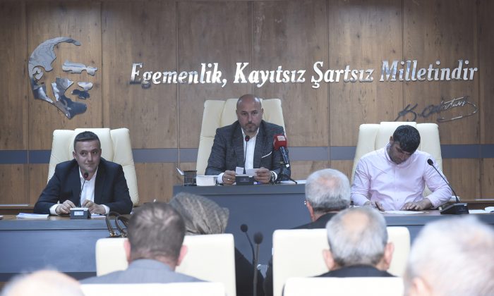 Tekkeköy Belediyesi ilk meclis toplantısı yapıldı