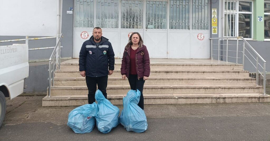 “Geri Dönüşen Şehir Samsun” projesine, İlkadım Belediyesi çalışanlarından büyük destek