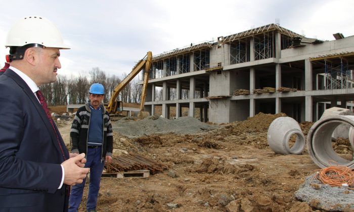 Salıpazarı Devlet Hastanesi inşaatı devam ediyor