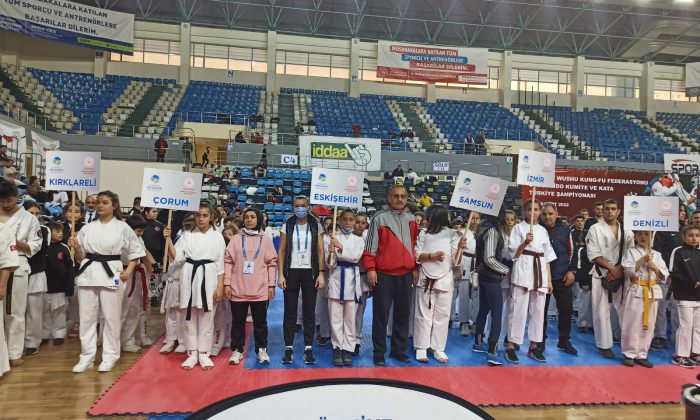 Türkiye Karate Şampiyonası’na katılan kafile Havza’ya döndü