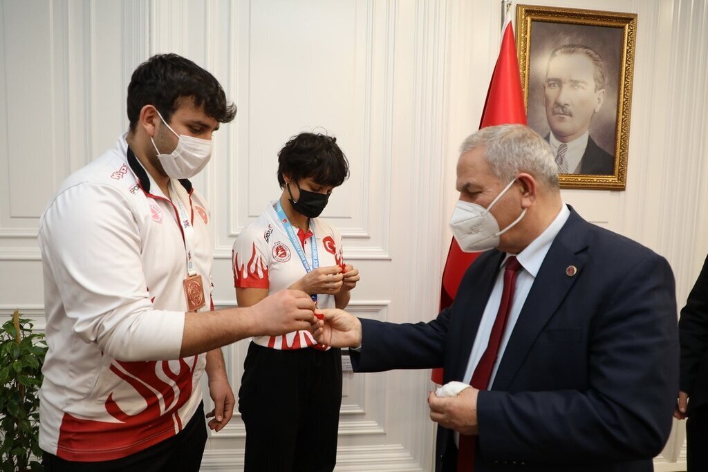 kick boks sampiyonlarina