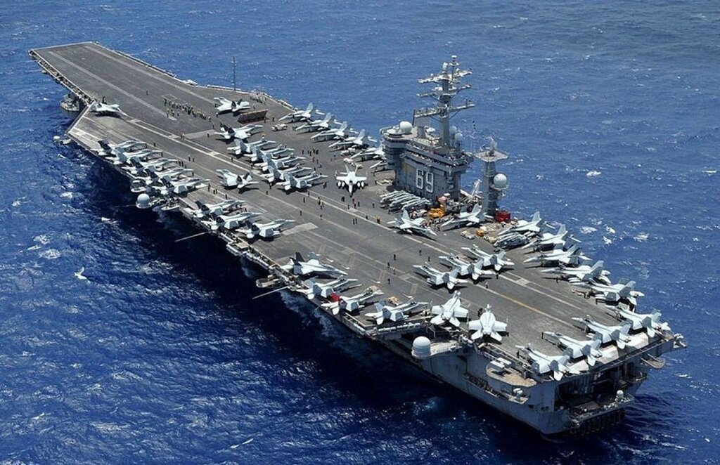 kizildenizde gerilim tirmandi abd ucak gemisini hedef aldilar 17171613401552 1