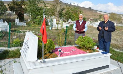 Havza Belediyesi şehit mezarlarını parke ile kapladı