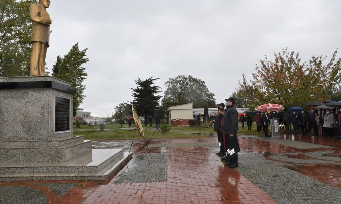 Ulu Önder Atatürk, Ebediyete İntikalinin 83. Yıldönümünde Törenlerle Anıldı