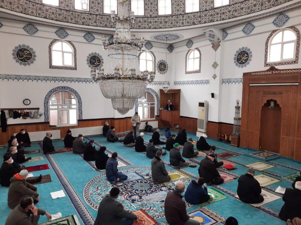 Gaziosmanpaşa Merkez Camii’nde ‘İbadetlerin İnsan Sağlığı Üzerindeki Etkileri’ Programı