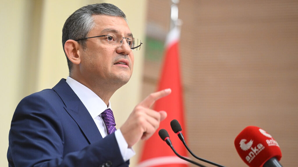 CHP lideri Özel: Cumhurbaşkanı’nı makama saygısızlık yapmadan karşıladık