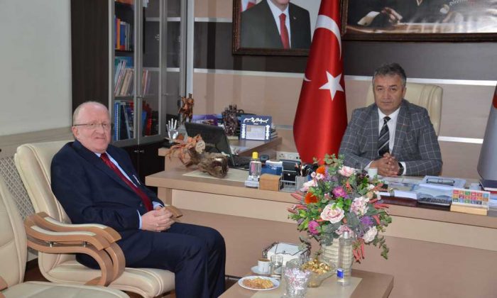 Rektör  Aydın, Başkan Topaloğlu’nu ziyaret etti