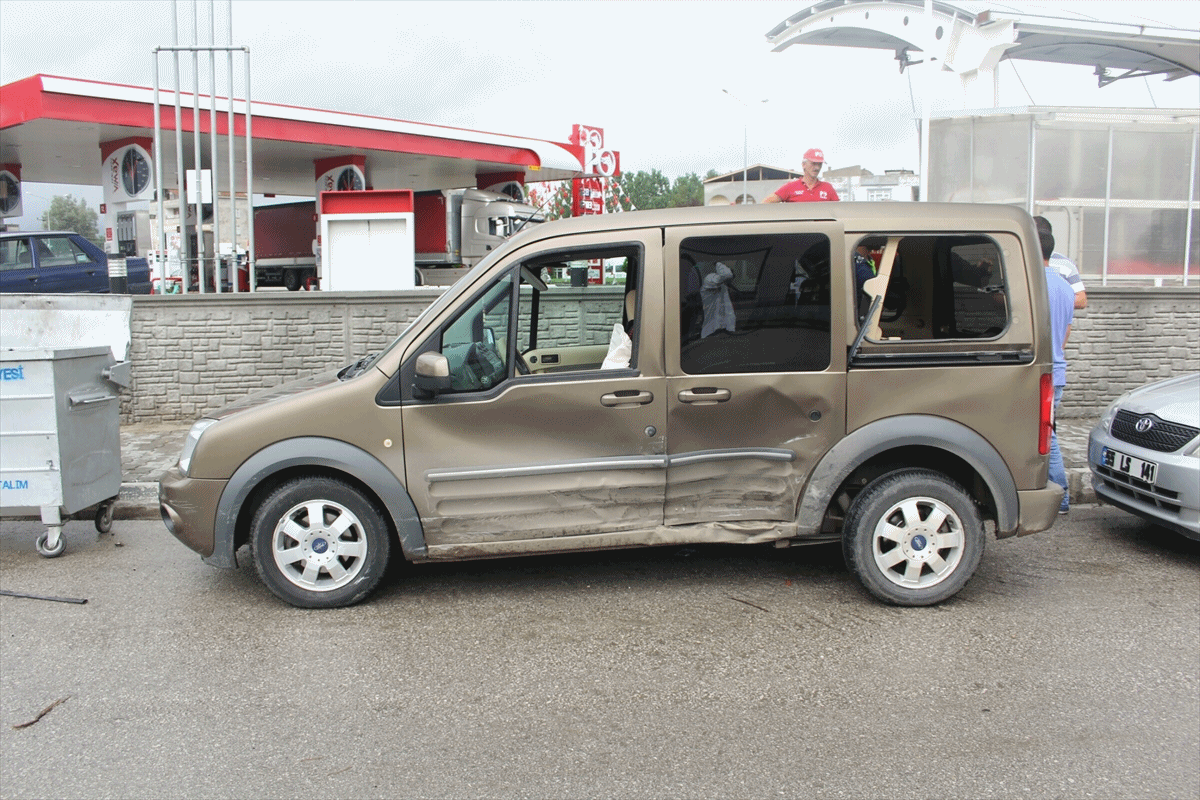 samsun da trafik kazası 4 Yaralı