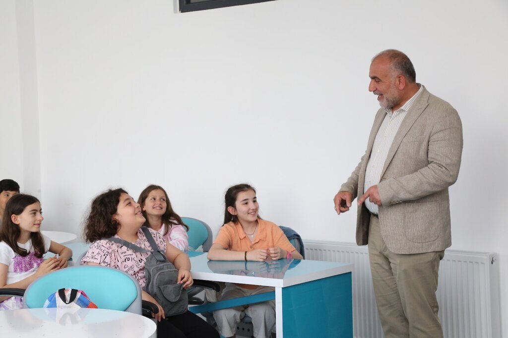 sandikci kutuphane canik