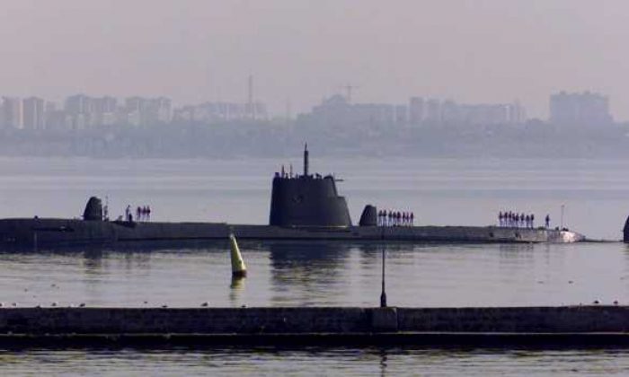 TCG Sakarya S-354 askeri denizaltı Samsun’a geliyor