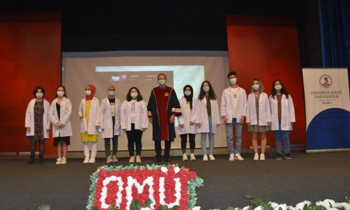 OMÜ Tıp Fakültesi 2021-2022 Eğitim ve Öğretim Yılı Törenle Açıldı