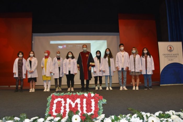 OMÜ Tıp Fakültesi 2021-2022 Eğitim ve Öğretim Yılı Törenle Açıldı