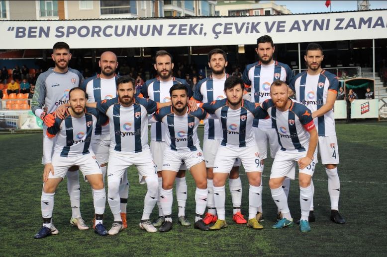 Atakum Belediyespor galip başladı