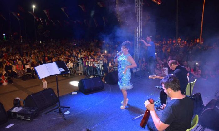 46. Yakakent Belediyesi Kültür Sanat ve Deniz Oyunları festivali muhteşem Konserle son buldu