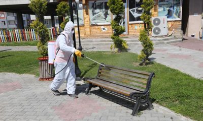 Atakum’da Sokağa çıkacak çocuklar için parklarda hijyen çalışması yapılıyor