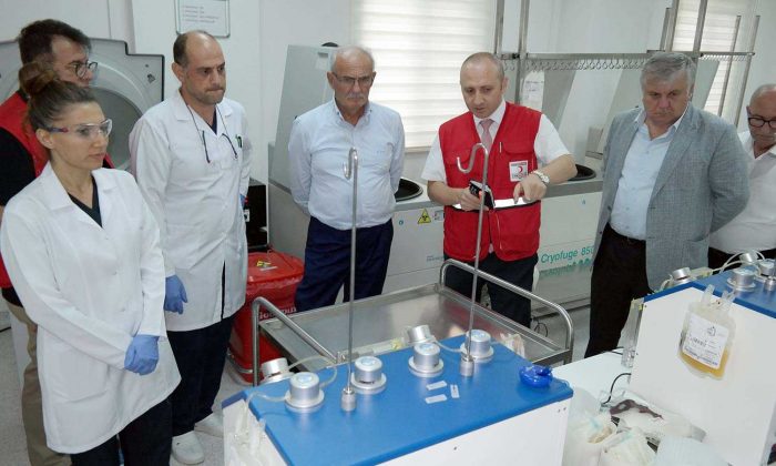 Milletvekili Yılmaz Kızılay Orta Karadeniz Bölge Kan Merkezi Müdürlüğü’nü ziyaret etti